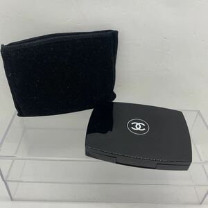 CHANEL シャネル ファンデーション　DOUBLE PERFECTION COMPACT 10 LUMIERE 22040530