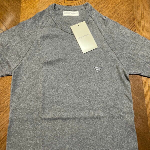 メンズEmporio Armani Tシャツ Mサイズ荷札付き 