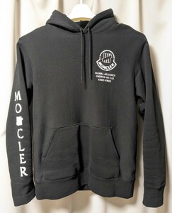 モンクレール MONCLER UNDEFEATED アンディフィーテッド パーカー 黒 M 正規品 本物 コラボ フーディ コラボ ジーニアス 黒 ブラック