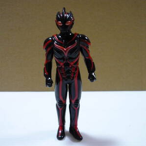 [管01]【送料無料】ソフビ ダークザギ 約14cm 2013 ライブサイン ウルトラマンネクサス バンダイ フィギュア 円谷プロ