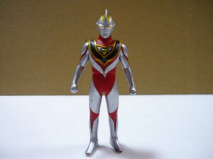 [管01]【送料無料】ソフビ ウルトラマンガイア 約14cm 2013 ライブサイン ウルトラマン バンダイ フィギュア 円谷プロ