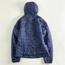 ◯ 37A12 patagonia パタゴニア Nano Puff Hoody ナノパフフーディ XS ネイビー PRIMALOFT プリマロフト ジャケット アウター アウトドア_画像2