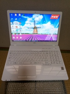 美品　富士通 AH45/W, W10 /Office/WEBカメラ/Bluetooth/Blu-ray