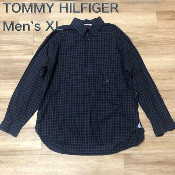 【送料無料】TOMMY HILFIGERワンポイント刺繍長袖シャツ　ネイビー系チェック柄　メンズXLサイズ　トミーヒルフィガー