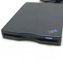 ♪IBM USB Portable Diskette Drive 純正 3.5インチ FDDドライブ 動作未確認 現状品♪G22983_画像3