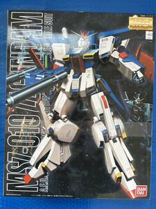 В разобранном виде BANDAI MG 1/100 ZZ GUNDAM MSZ-010 Double Zeta Gundam Master Grade Model Прототип с переменным разделением Мобильный костюм Gundam/53