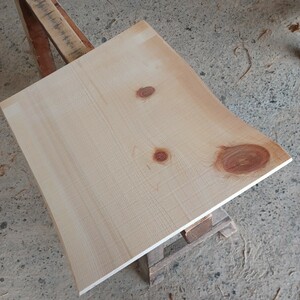 C-1648 【51.8×43～46×2cm】　国産ひのき　耳付節板　　テーブル　棚板　看板　一枚板　無垢材　桧　檜　DIY