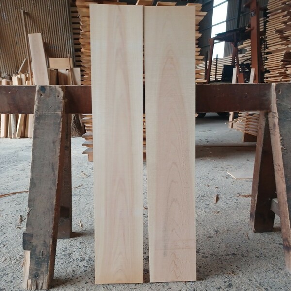 B-1526 【91.8×16.7×2cm】国産ひのき　板　2枚セット　テーブル　棚板　看板　一枚板　無垢材　桧　檜　DIY