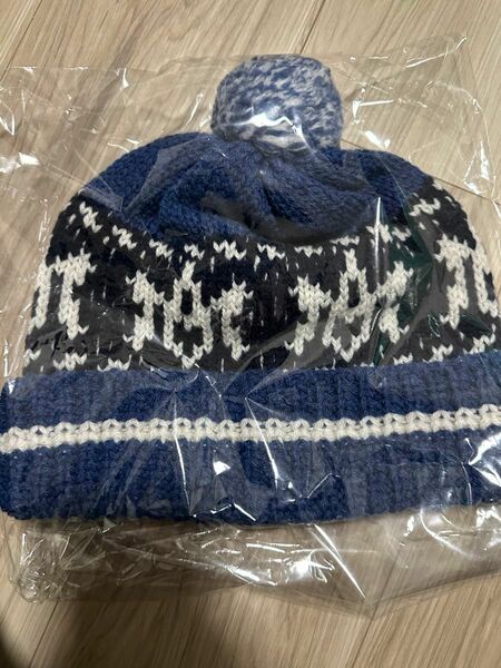 minnano MNOA Pom Beanie (Navy) - P A C S