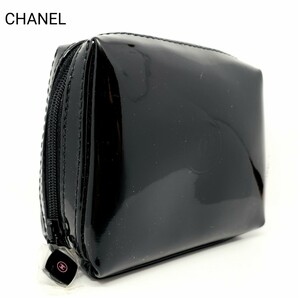 シャネル　CHANEL　MAKEUP　エナメルポーチ　バッグ　コスメ　限定品