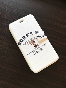 即決 ★ iPhone 11 カード入れスタンド機能付 手帳型レザーケース ★ SURF’S UP ハワイ日焼けスヌーピー【白】★ 送料無料