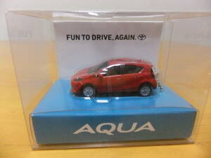 ◆◇【未使用/激レア非売品】TOYOTA　AQUA/トヨタ アクア （レッド）★オリジナルプルバックカー《販促ノベルティー》◇◆