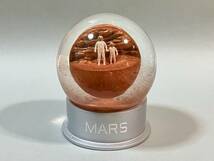 ★Humango Mars Dust Globe/マーズ ダスト グローブ 火星 スノードーム 置物/オブジェ：宇宙飛行士・インテリア・ディスプレイ_画像2