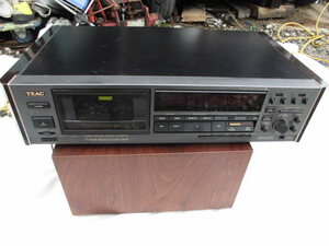 TEAC ・Ｕ－９７０Ｘカセットデッキ・ ジャンク品