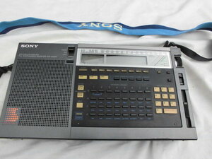 本体・美品・当時物・希少品ＦＭ・ＡＭ短波ラジオSONY ソニー　ICF-2001D 鳴りますが　ジャンク品で 