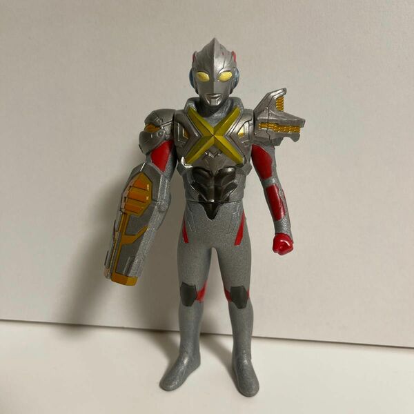 ウルトラマンX ウルトラヒーローX 03 ウルトラマンエックス(エレキングアーマー) ライブサイン付き