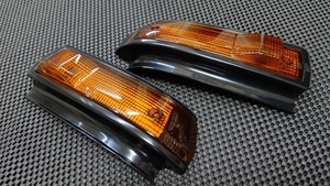 AE86トレノ後期・フロントフェンダーサイドウインカー・左右セット・純正・新品・ターンシグナル・サイドマーカー・ライト・LED★