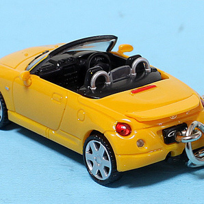 ★☆DAIHATSU COPEN☆ダイハツ コペン☆L880K☆ジョーヌイエロー☆ミニカー☆キーホルダー・アクセサリー☆★の画像3