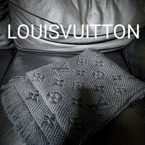 美品　LOUISVUITTON　ルイヴィトン　マフラー　ショール　エシャルプ　ロゴマニア　大人気カラー　ブラック系　