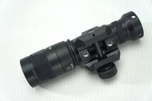 Surefire M300V SCOUT LIGHT WEAPONLIGHT Trijicon Leupold PEQ PVS PSQ ATPIAL ptw トレポン LA5 peq15 wilcox)_画像4