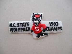 80s ノースカロライナ州立大学N.C. WOLF PACK1983CHAMPS ワッペン/パッチpatchアメフトNCAAフットボールUSAカレッジNFLキャラFOOTBALL V199