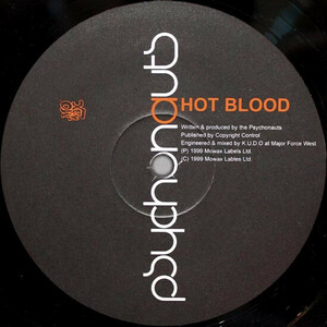 Psychonauts - Hot Blood / Invading Space [Outer Descent] / Liquid Liquidの諸作を彷彿させる「Hot Blood」収録！