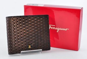 Salvatore Ferragamo サルバトーレフェラガモ 二つ折り財布 ウォレット レザー 革 ブラウン 茶色 レディース 女性 箱付き TA0705680