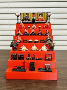 Art hand Auction Miniatur ★ Hina-Puppe 7-stufige Dekoration ★ Puppenhaus ★ Figur Fertiges Produkt ★ Miniaturbild ★ Hina-Puppe ★ Hina-Puppe ★ Hinamatsuri ★ 1/64, Spielzeug, Spiel, Puppe, Charakterpuppe, Puppenhaus