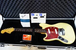 ★ с подарком ... 1 шт. .Fender Japan custom edition Mustang .MG69 LH.Nirvana Cart . балка . ценный . Strato есть E-2106