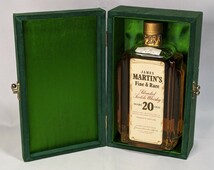 洋酒① JAMES MARTIN'S FINE & RARE 20年 ジェームズ マーティン スコッチウイスキー 43% 750ml 箱付 未開栓 古酒_画像1