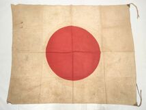 出征 日章 旗 70×86cm 日の丸 古 布 木綿★当時物 大日本 帝国 軍 道具 用品 戦争 時代 昭和 レトロ 資料 愛国心 骨董 雑貨【希少】410G_画像2