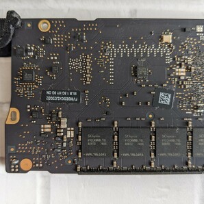 ◆ジャンク◆Macbook Air 13インチ A1466 ロジックボード 2017年モデル i5 8G RAM バックライト不良 管理番号 935の画像6