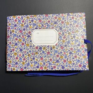 【美品】 写真入れ ケース 花柄 収納ケース