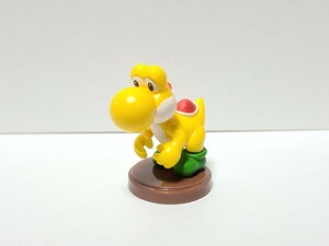  beautiful goods yosi-( yellow color ) super Mario chocolate egg figure rare 