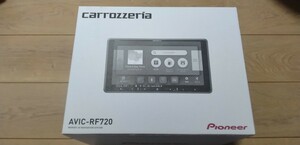 送料無料　新品未使用　carrozzeria 楽ナビ　AVIC-RF720