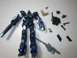 HG バンシィ　ガンダムユニコーン　プラモデル　完成品　　24/1M(3)1-28