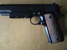 クラウンモデル　スライドストップガバメントM1911A1　サイレンサーアダプター付き_画像1