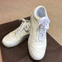 VANS 白レザースニーカー　サイズ　25.5cm US7.5_画像9