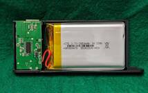 リチュウムポリマー電池3.7V3850mahと充放電制御基板未使用品モバイルバッテリーから取り外し品送料全国一律普通郵便２５０円_画像7