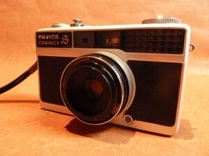 b206 FUJICA フジカ COMPACT S レンジファインダー Size:約 幅12x高さ8x奥行5.5㎝ シャッター巻上げOK /60