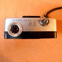 b260 RICOH AUTO HALF SE F:2.8 f=25mm コンパクトフィルムカメラ サイズ:幅約9.5cm 高さ約7.5cm 奥行約4cm/60_画像5