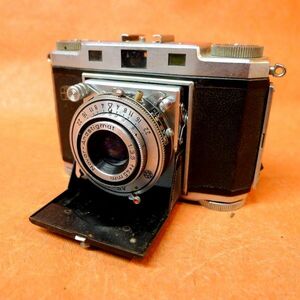 b226 ZEISS IKON CONTINA フィルムカメラ サイズ:幅約13cm 高さ約8.5cm 奥行約8cm/60