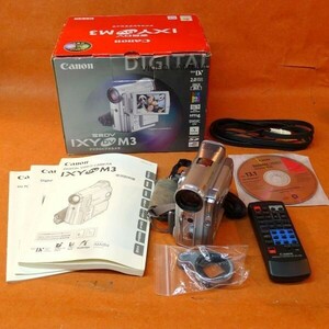 b305 Canon IXY DV M3 2004年製 デジタルビデオカメラ 付属品あり 箱あり 寸法：約幅6㎝ 高さ11㎝ 奥行11㎝/80