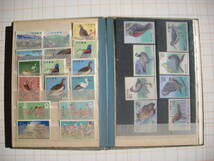 昭和レトロ　アルバム収納の特殊切手１１０種類　スタンプ帳のおまけ付_画像4