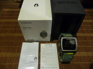 NIXON ニクソン K.I.S.S BASE TIDE GREEN JELLYFISH　タイドグラフ　潮見表　２０９９年までカレンダー　サーフィン　ボディーボード