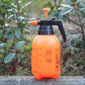 送料690円 大型 3L 噴霧器 手動 高圧洗浄機 家庭用 大型 ３L ハンディ 高圧洗浄器 本体 加圧ポンプ式 空気加圧式 小型 電源不要 洗車の画像2