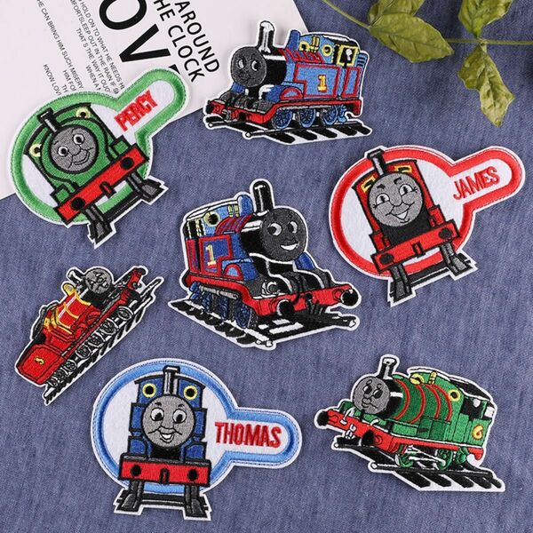 トーマス　アイロンワッペン 刺繍 アップリケ 7枚セット 新品