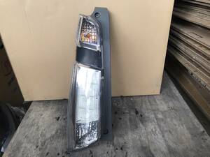 N-WGN JH1 左テールランプ ライト ＬＥＤ STANLEY W1400　ASSY