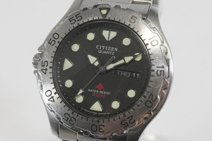 1円~【153】CITIZEN／シチズン　5502-F52638　クオーツ　デイデイト　メンズ　腕時計　黒文字盤