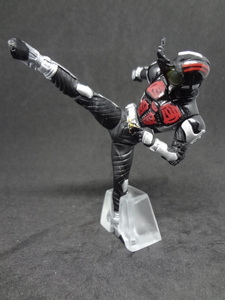 仮面ライダーダークカブト　　仮面ライダーカブト・アクションポーズ